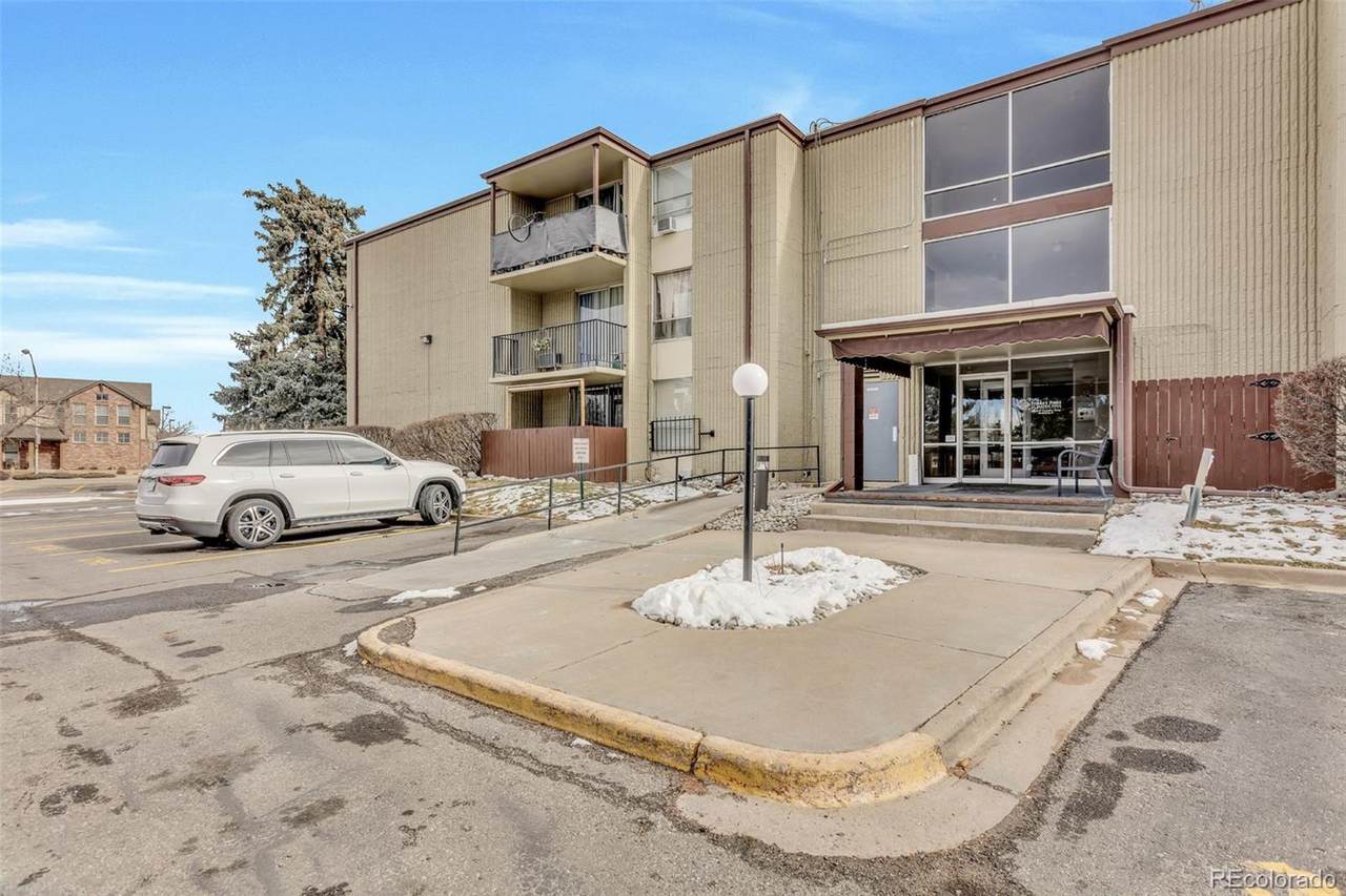 2231 Vaughn Way - Photo 1