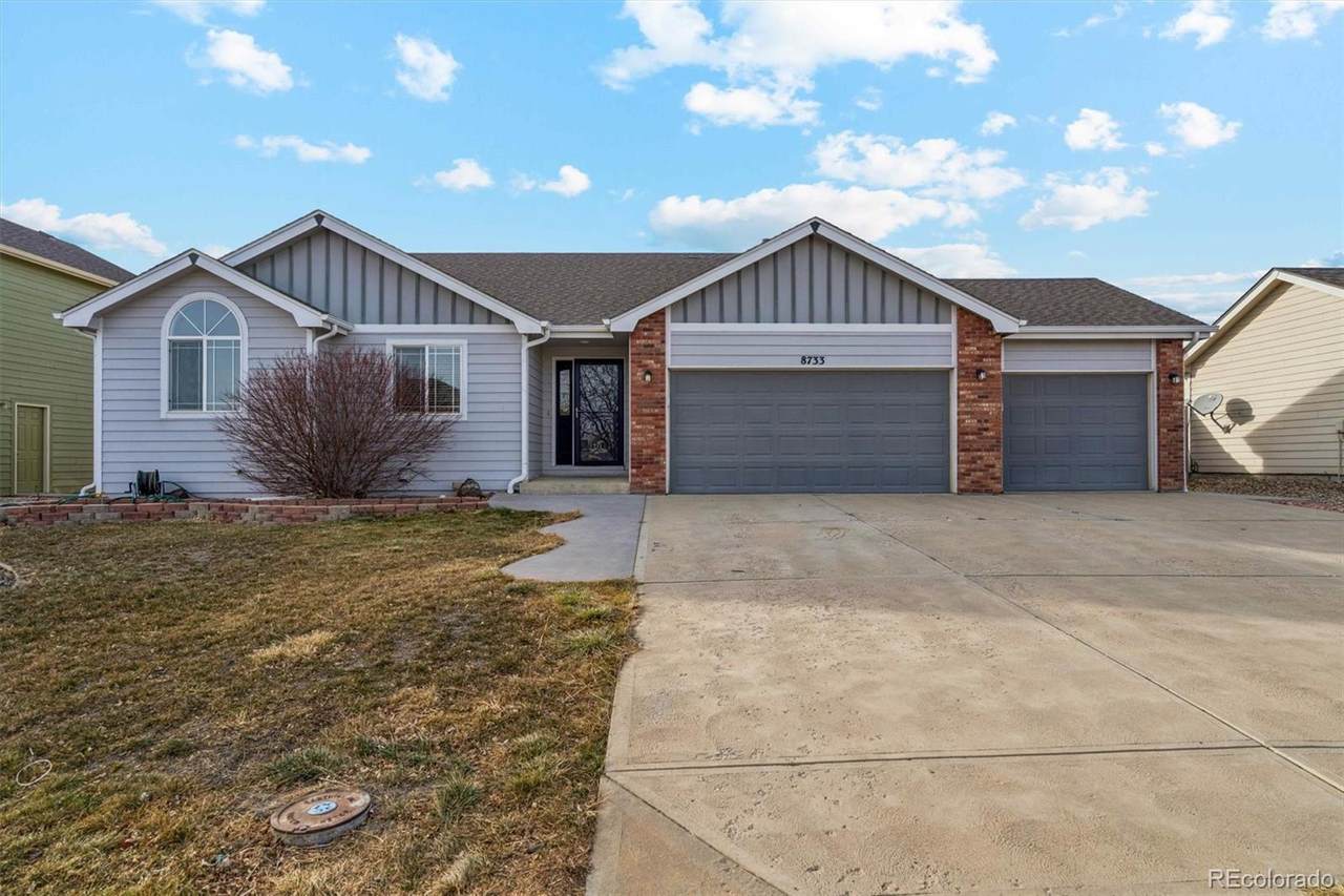 8733 Flaming Arrow Avenue - Photo 1