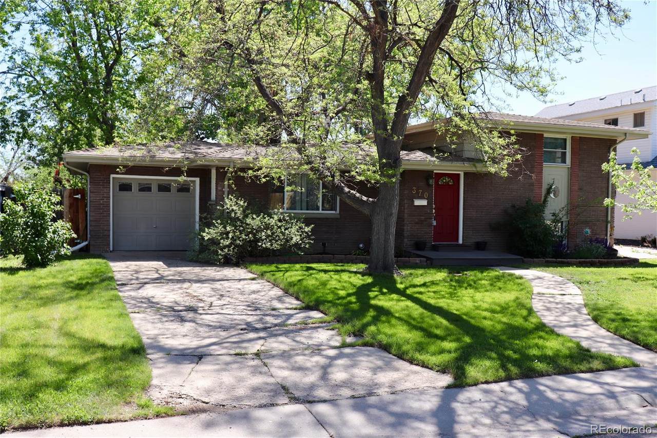 370 Hemlock Street - Photo 1