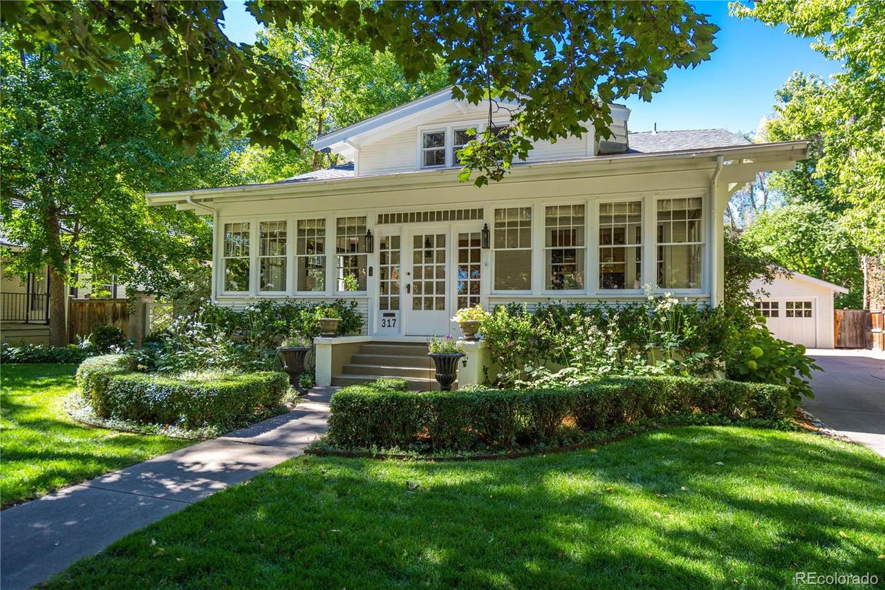 317 Loomis Avenue - Photo 1