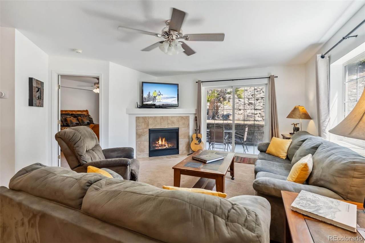 283 Pelican Circle - Photo 1