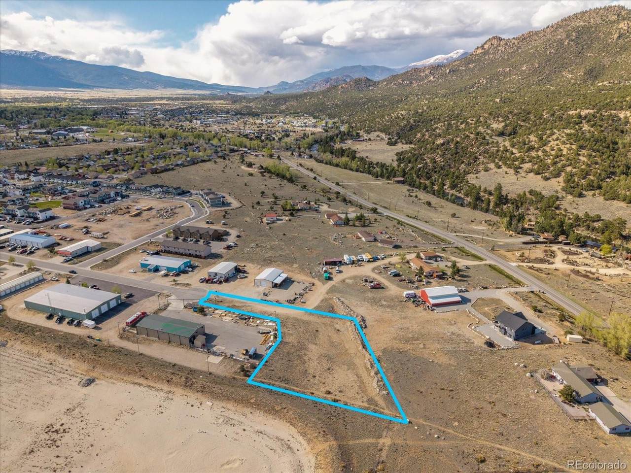 495 Antero Circle - Photo 1