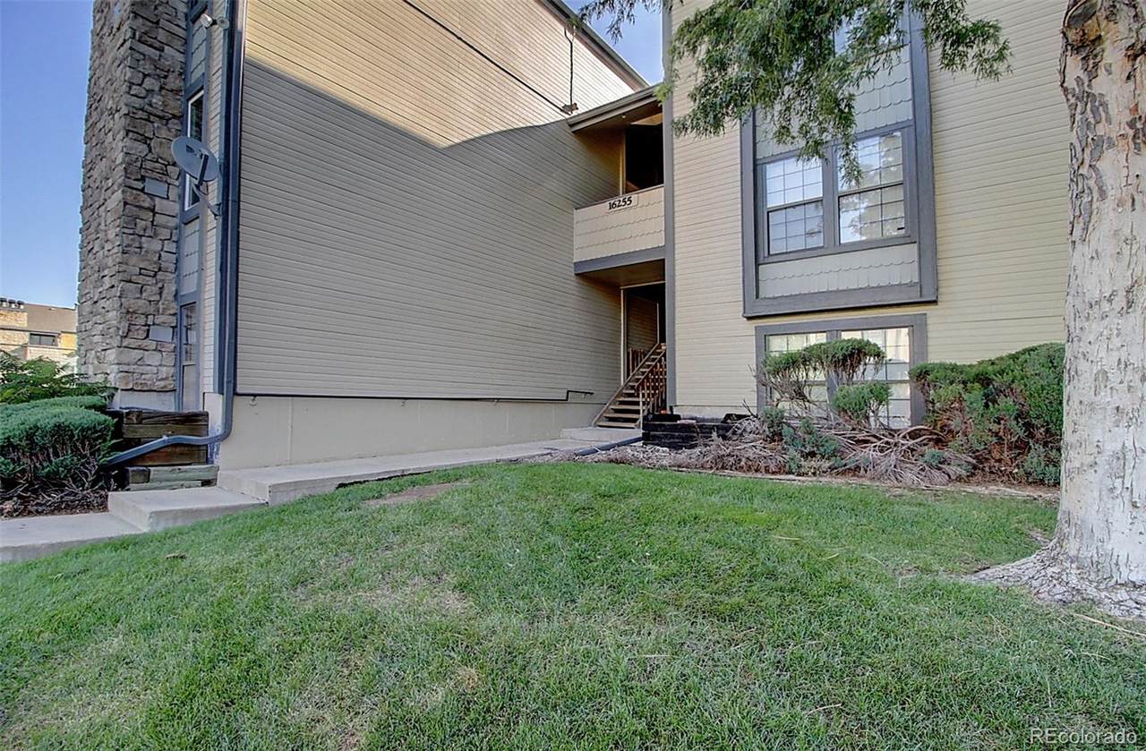 16255 Alaska Place - Photo 1