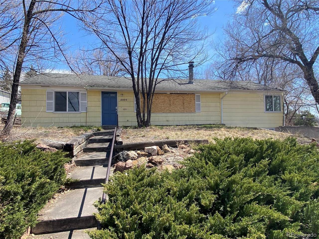 2103 Union Boulevard - Photo 1