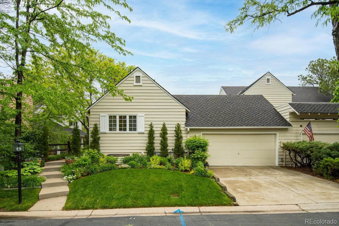 4505 Yosemite Street - Photo 1