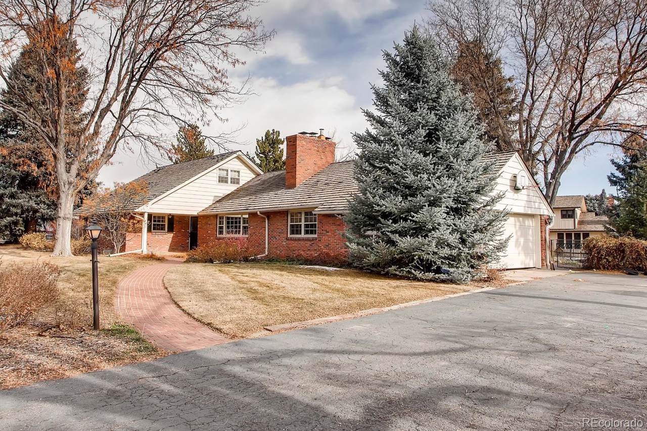 5890 Bellflower Drive - Photo 1