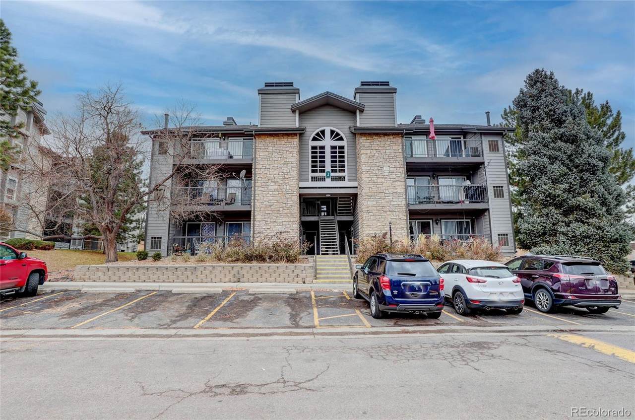 2575 Syracuse Way - Photo 1