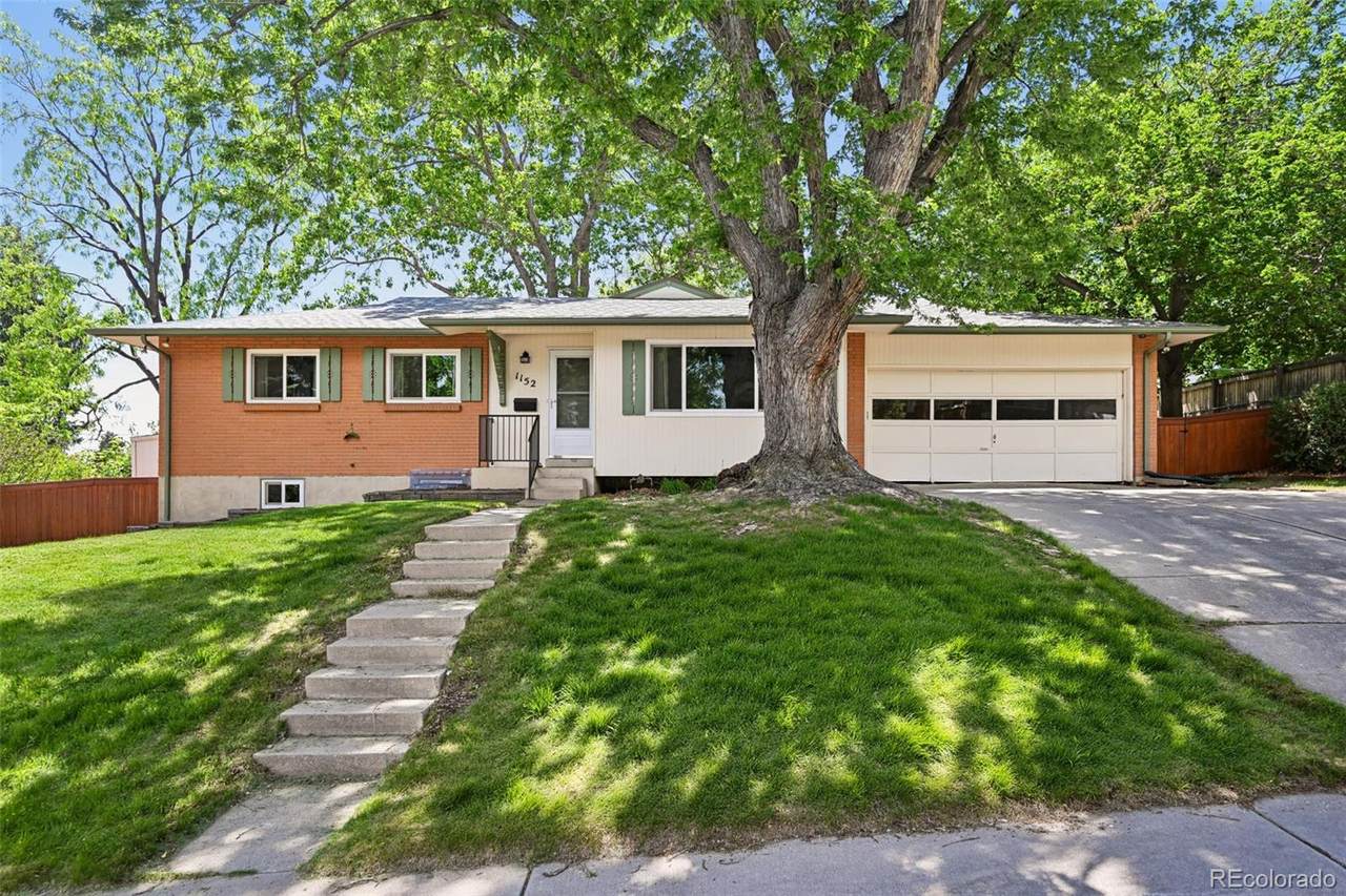 1152 Vancouver Way - Photo 1