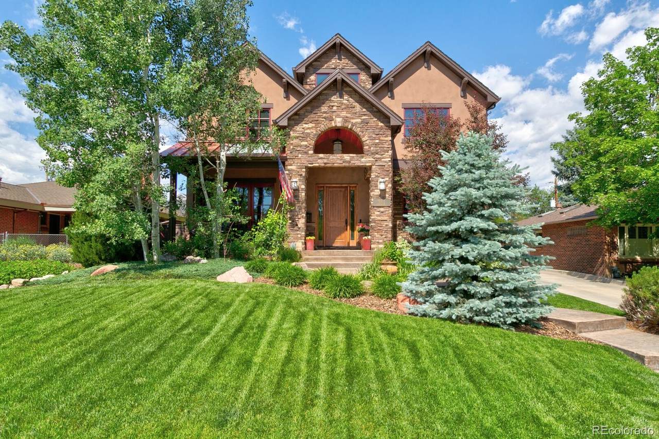 311 Grape Street - Photo 1