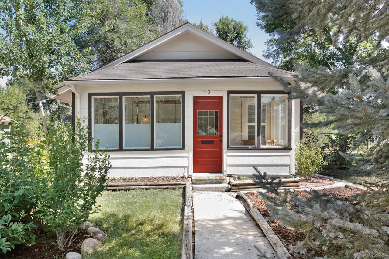42 Marshall Place - Photo 1