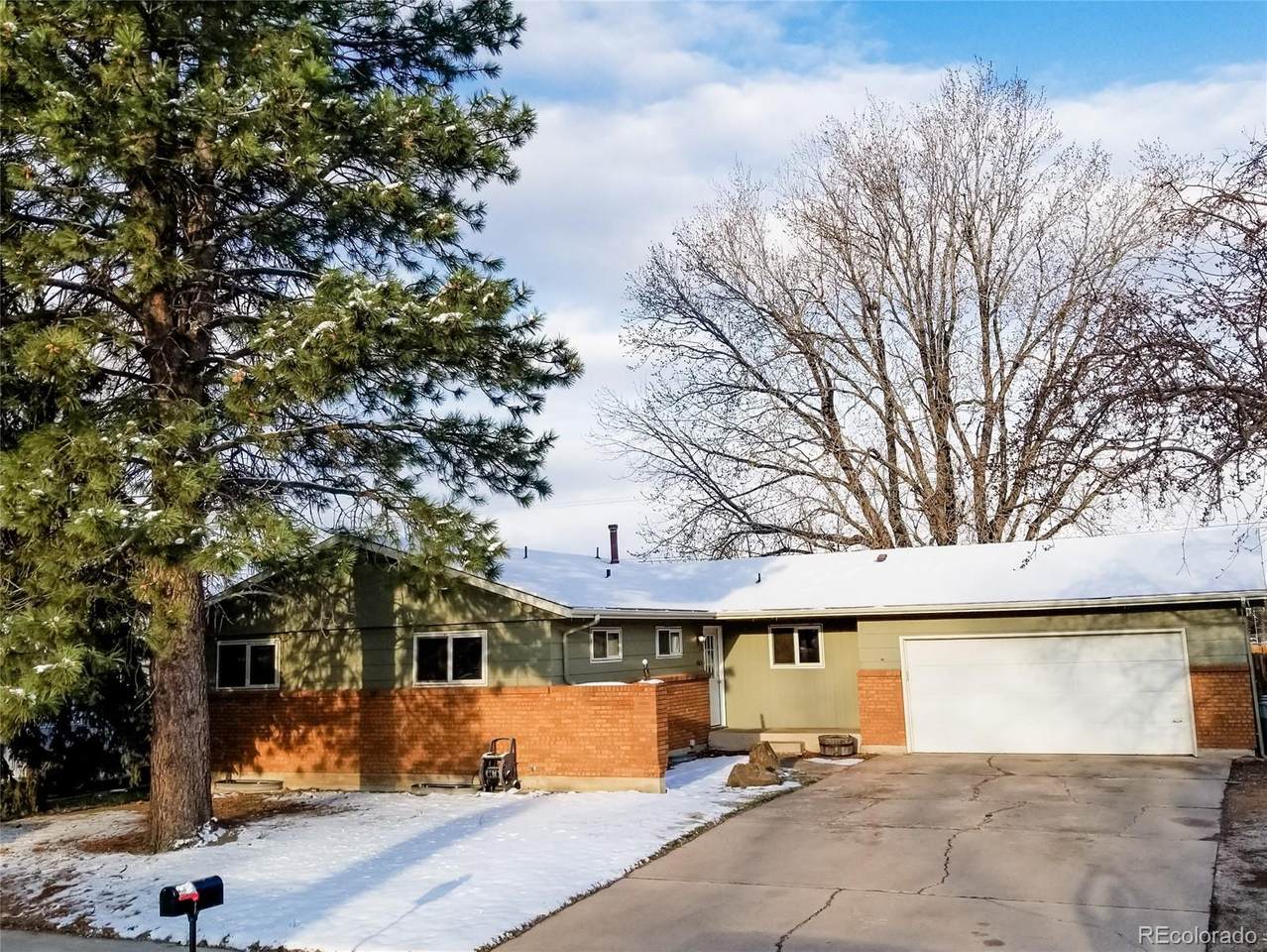 1014 Fosdick Drive - Photo 1