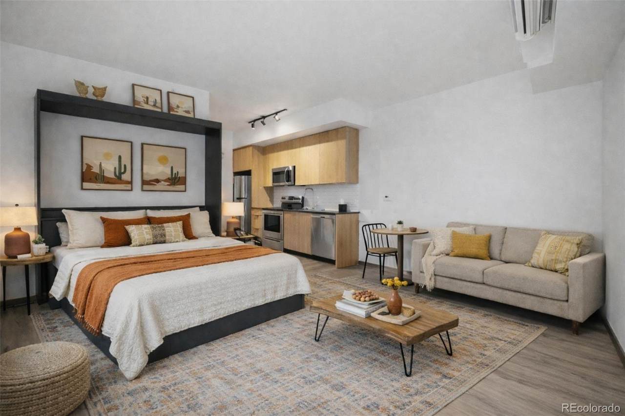 603 Inca Street - Photo 1