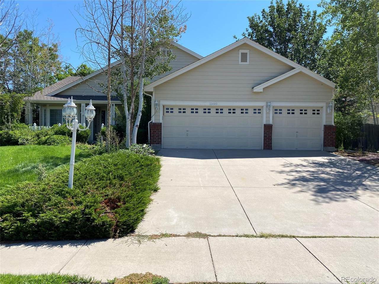 11490 Paris Street - Photo 1