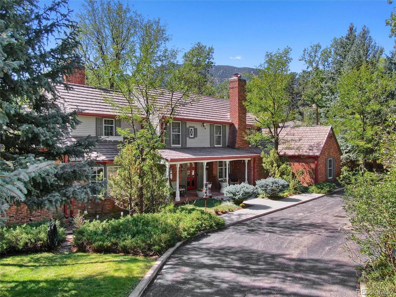 7 Broadmoor Avenue - Photo 1