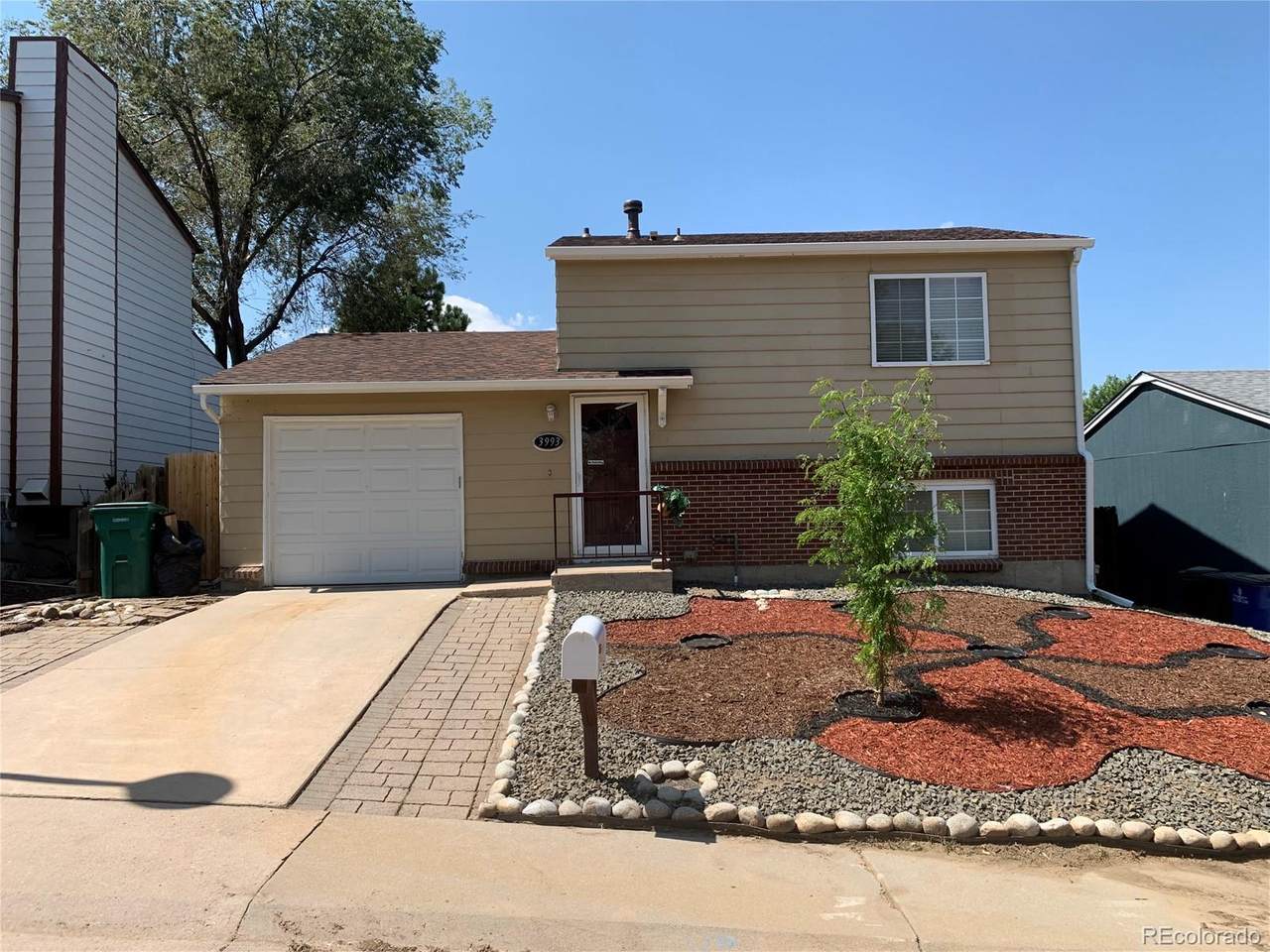 3993 Pitkin Way - Photo 1