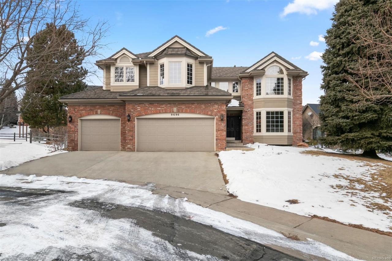 9696 Maplewood Circle - Photo 1