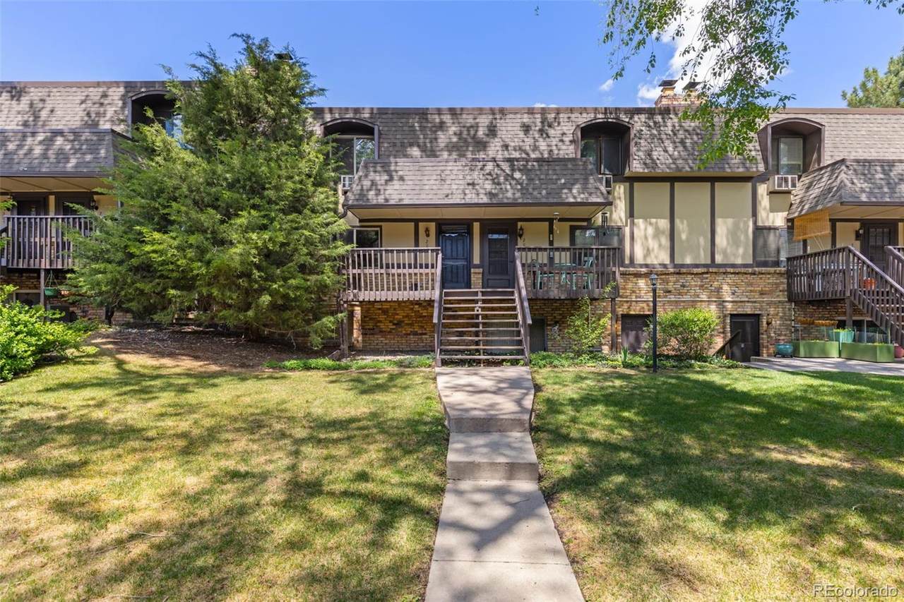 8060 9th Avenue - Photo 1