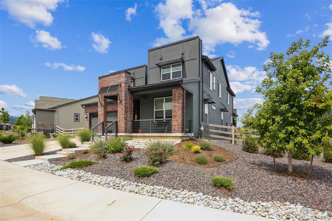 8115 Mount Kataka Street - Photo 1