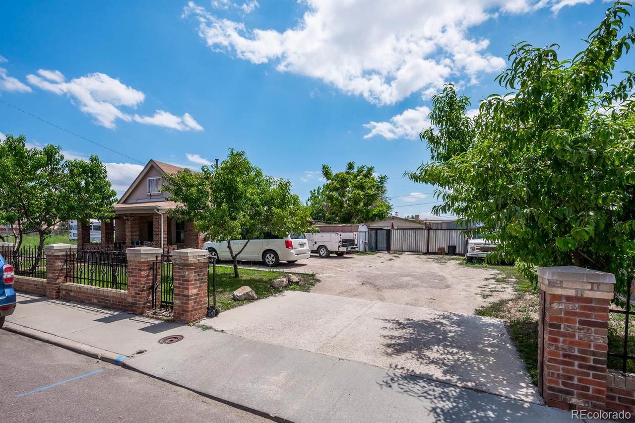 2716 Holden Place - Photo 1