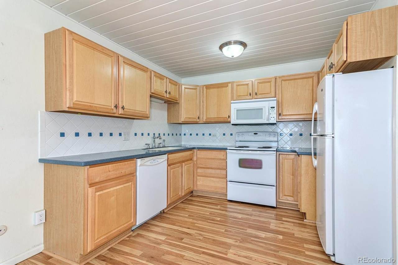 655 Clinton Street - Photo 1