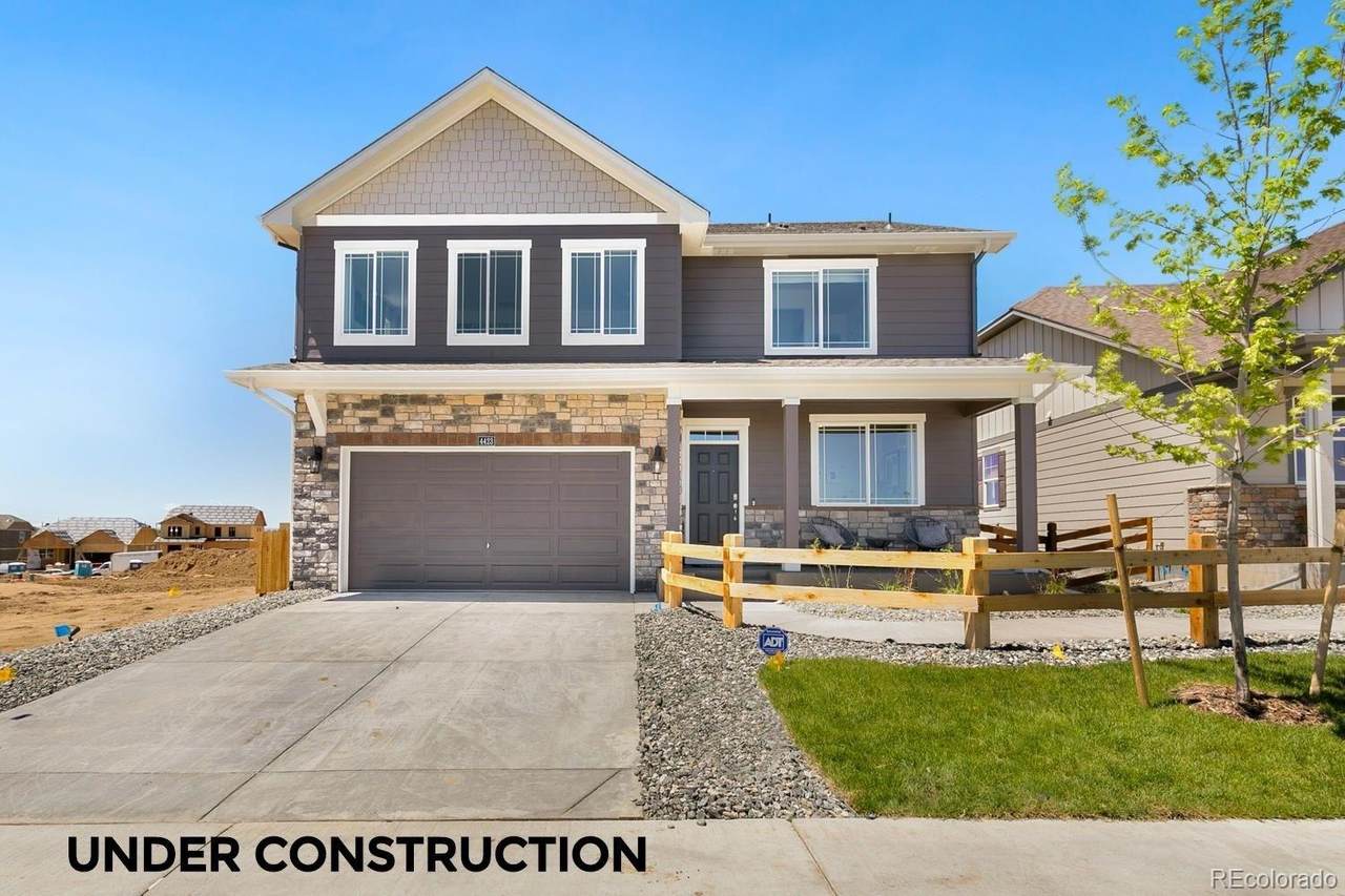 5465 Sandy Ridge Avenue - Photo 1