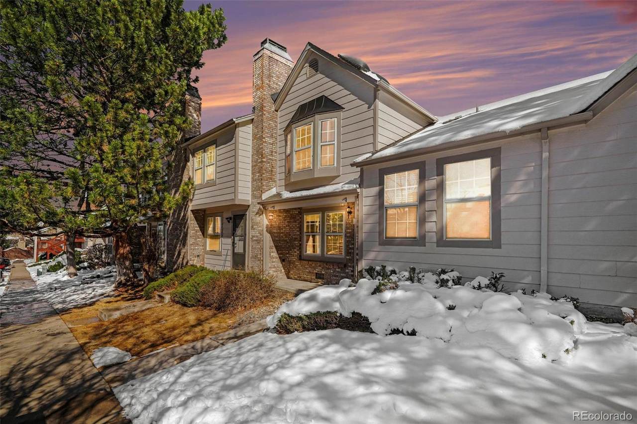 1110 Waco Street - Photo 1