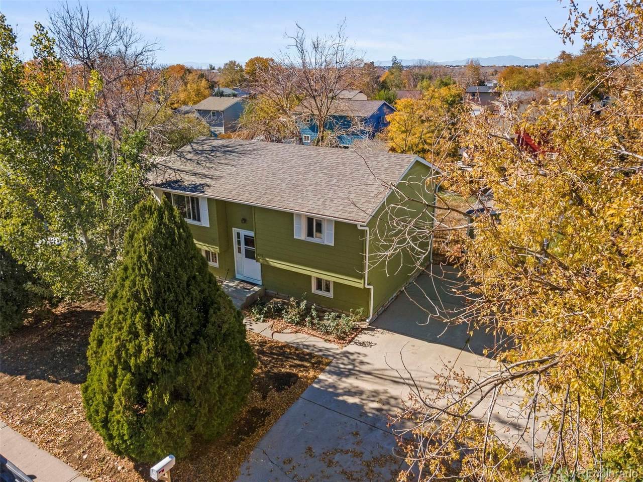475 Dogwood Avenue - Photo 1