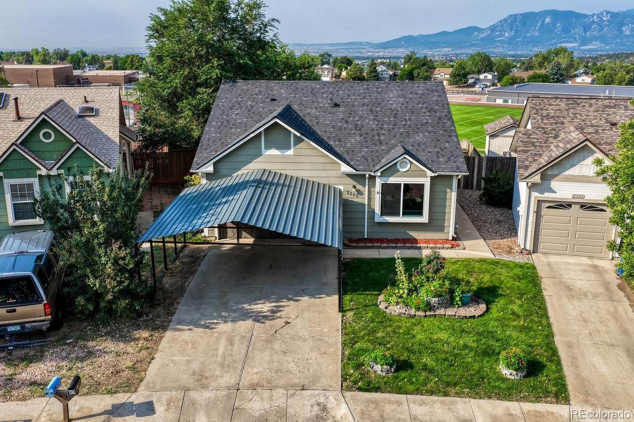 2280 Ambleside Drive - Photo 1