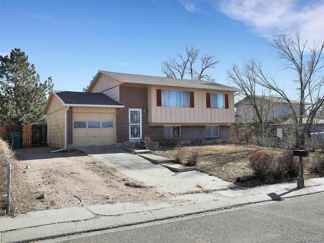 1375 Luna Drive - Photo 1