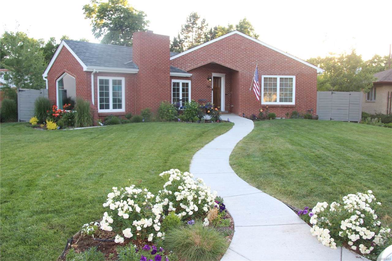 743 Dahlia Street - Photo 1