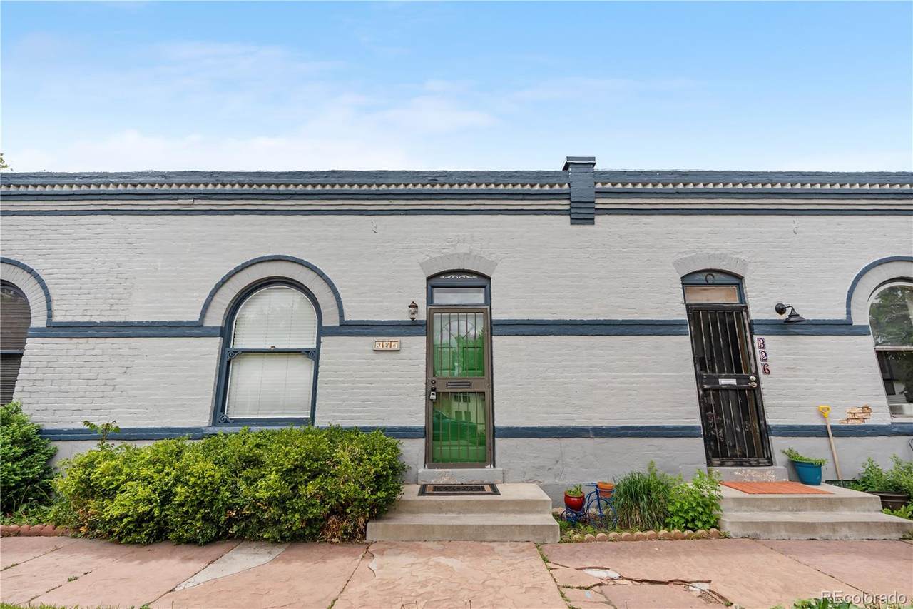 328 Dakota Avenue - Photo 1