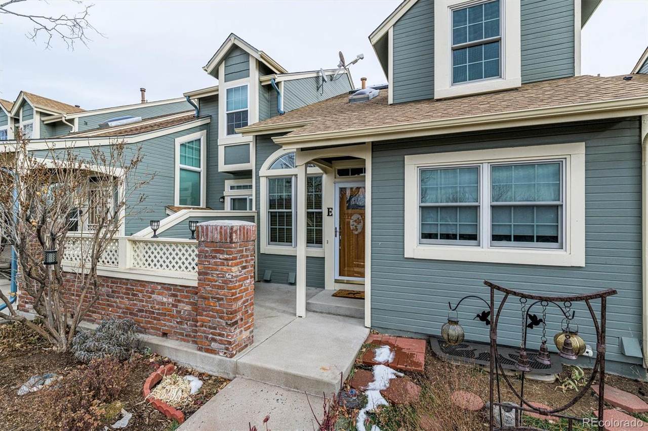 2896 Long Circle - Photo 1
