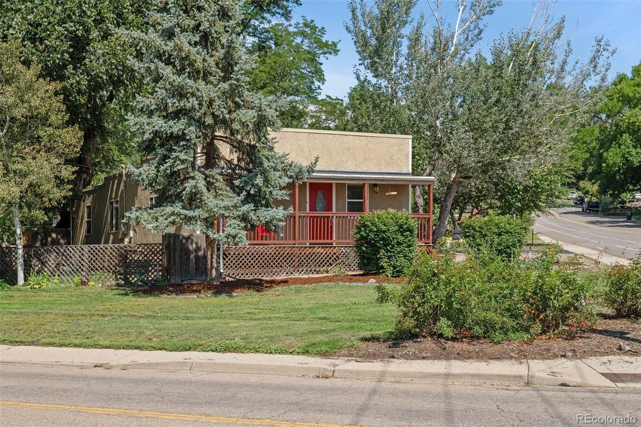 201 Pratt Street - Photo 1