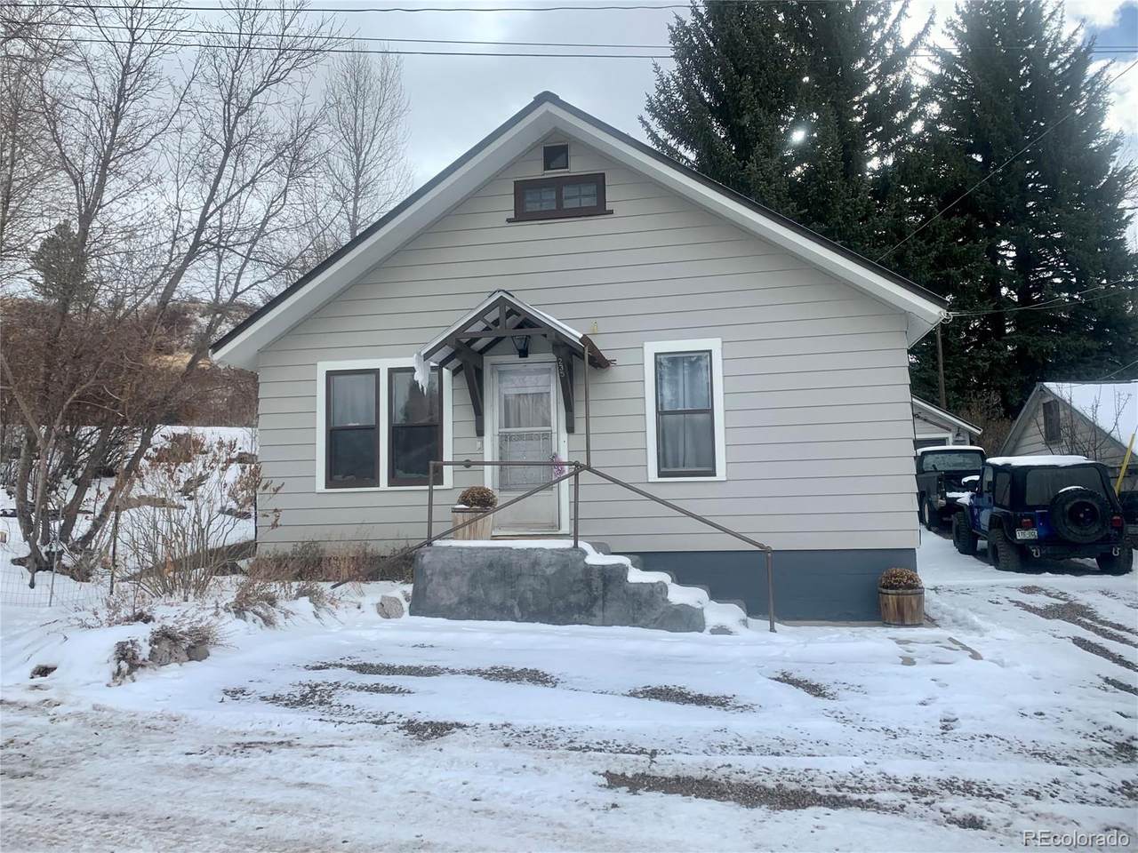 235 Jackson Avenue - Photo 1