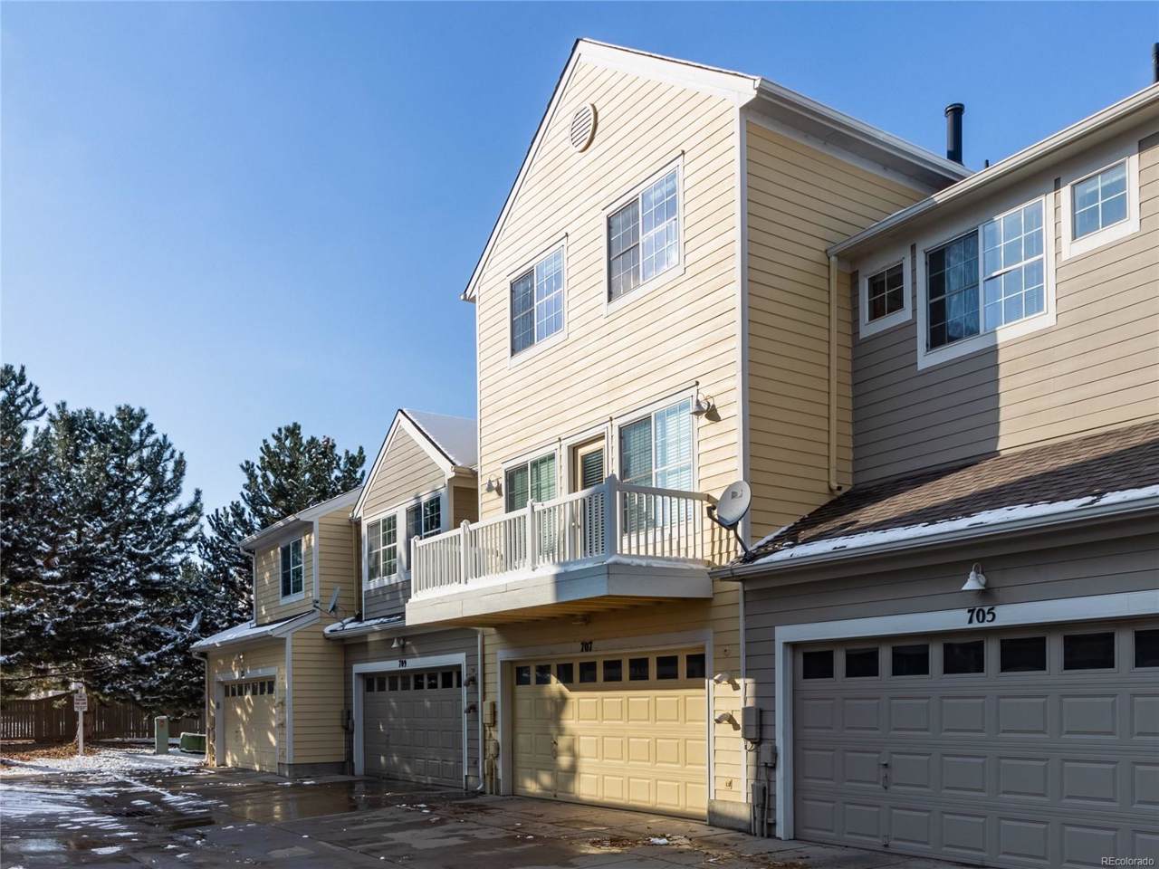 707 Snowberry Street - Photo 1