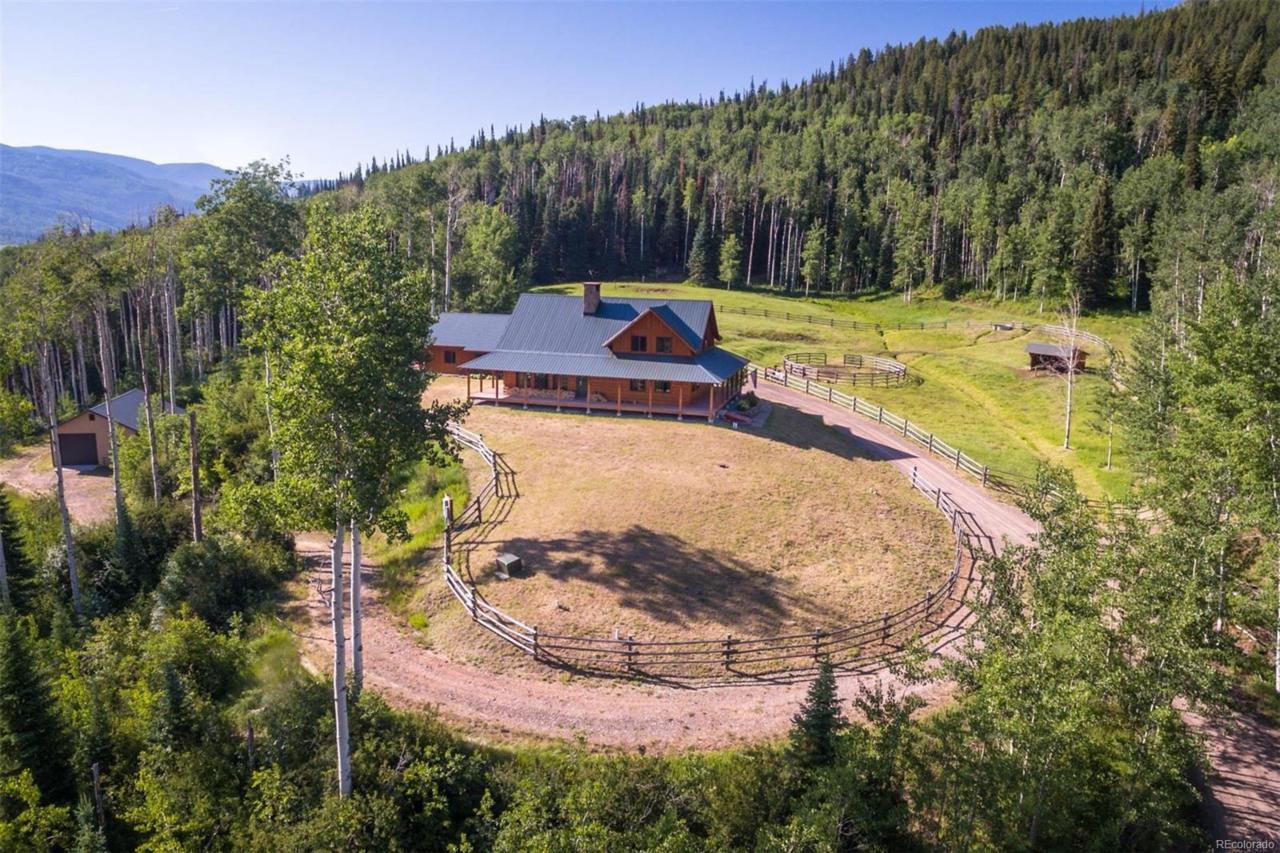 4267 County Road 10 - Photo 1