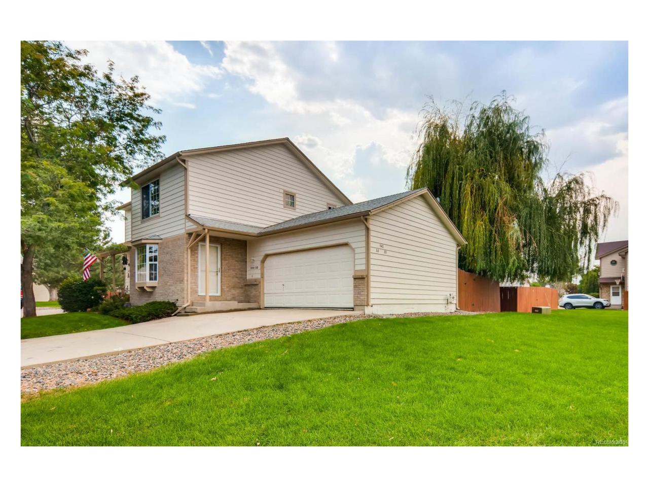 940 133rd Circle - Photo 1