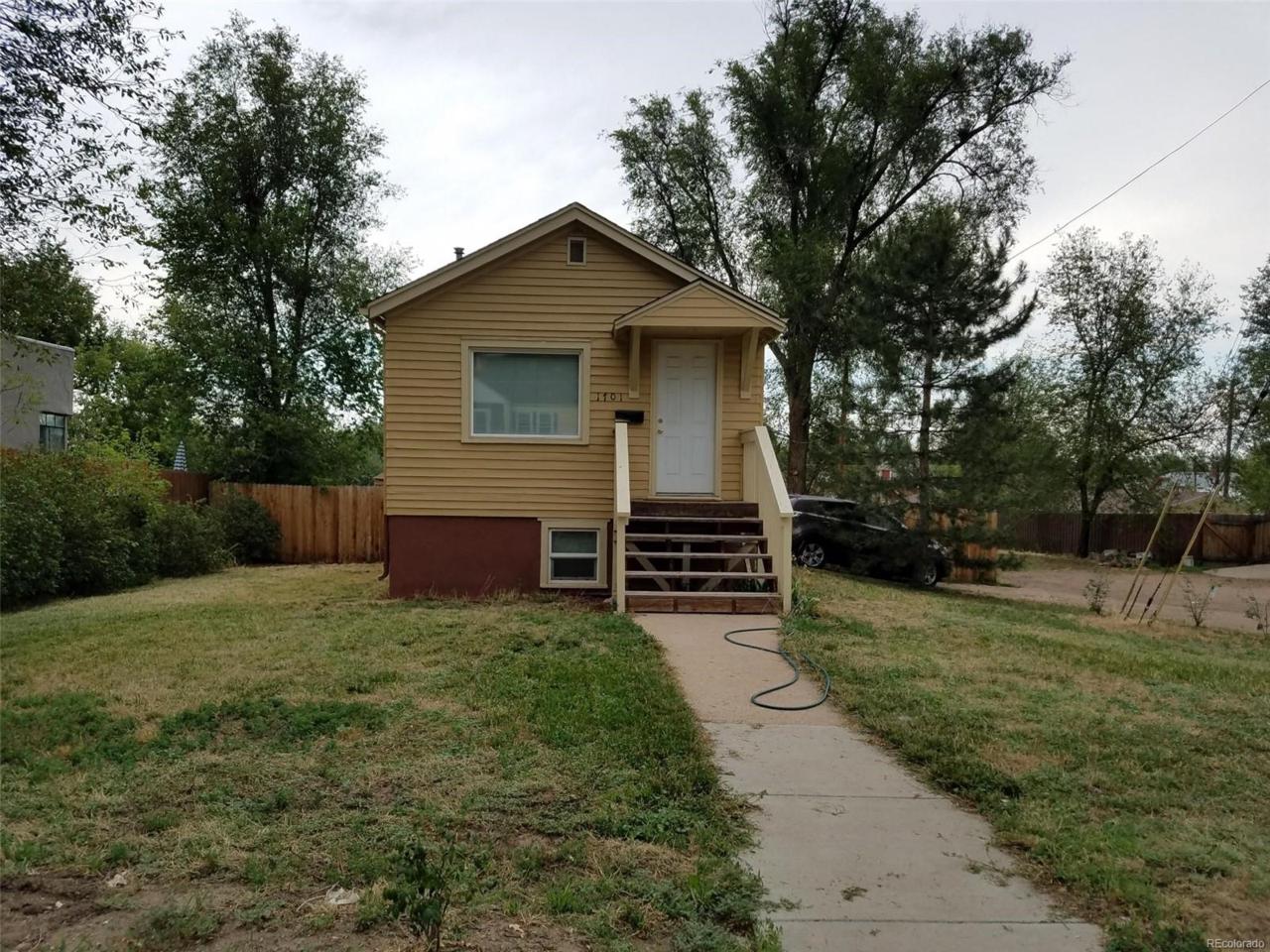 1701 10th Street - Photo 1