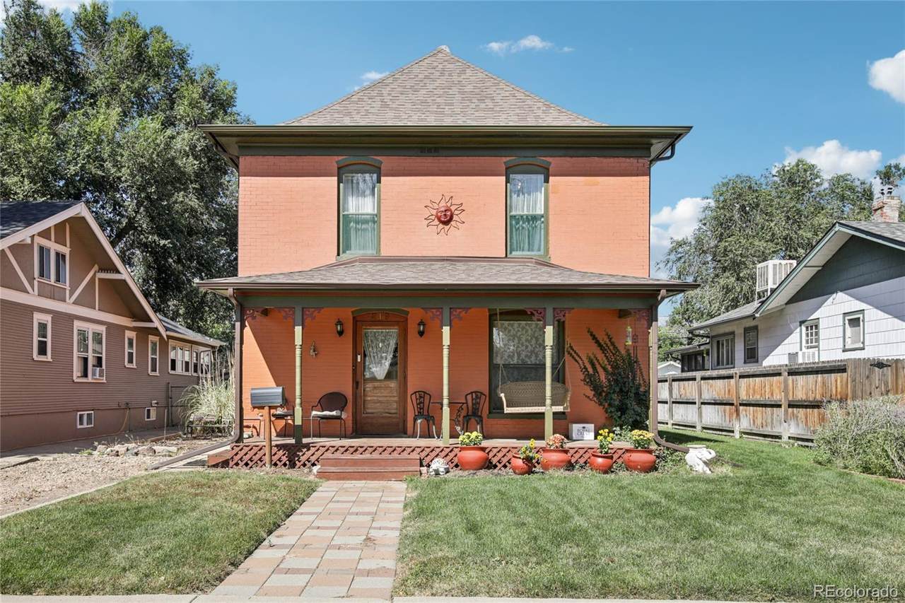 219 3rd Avenue - Photo 1