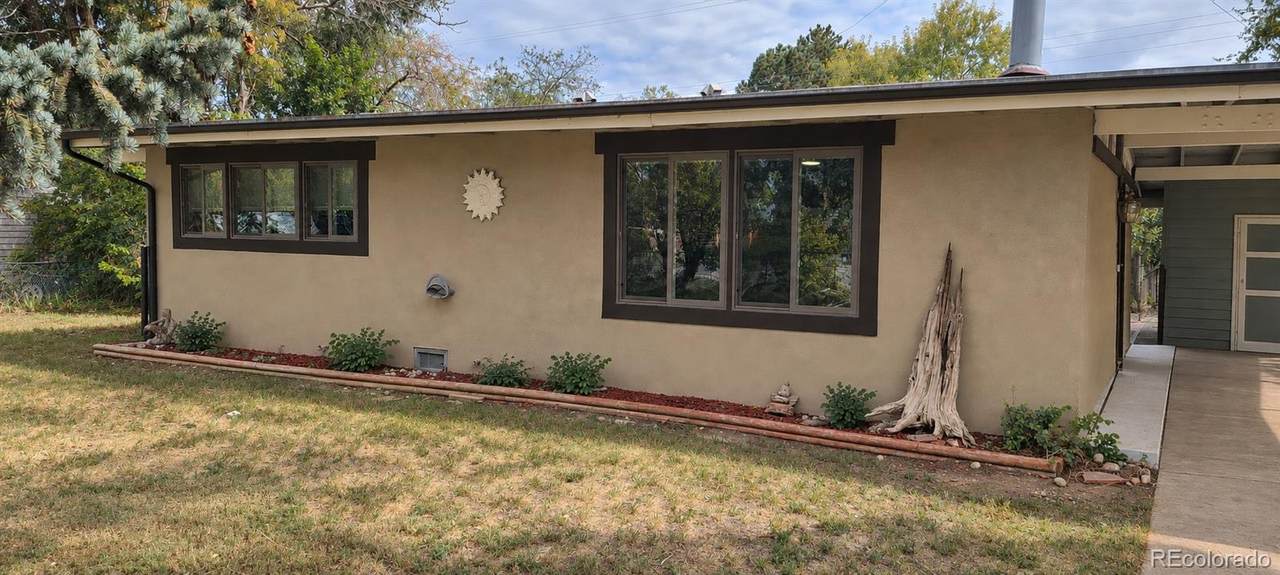 4420 Gladiola Street - Photo 1