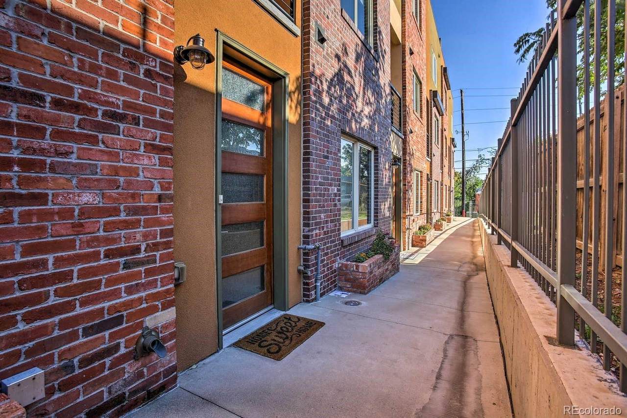 2840 26th Avenue - Photo 1