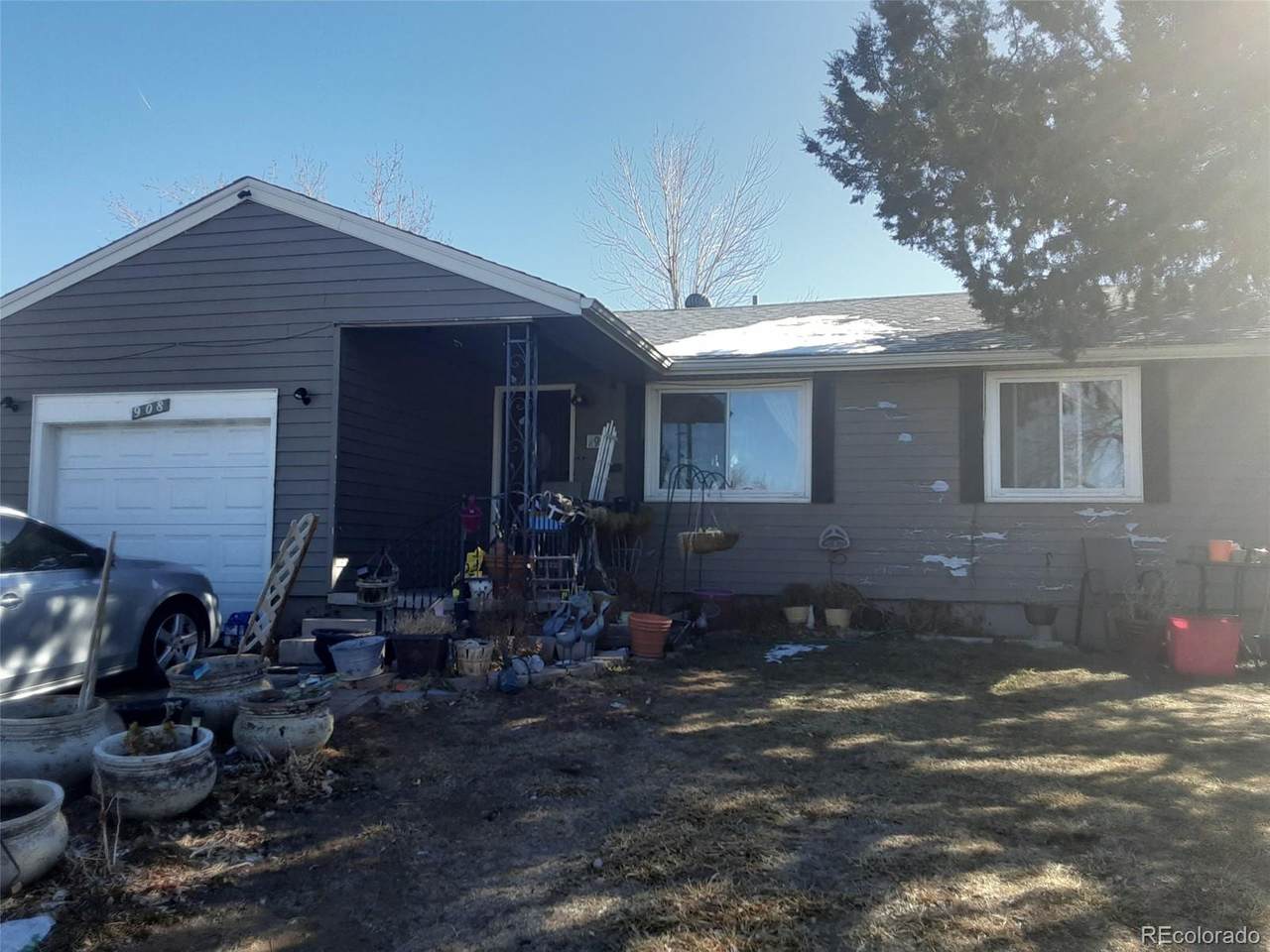 908 Elmira Street - Photo 1