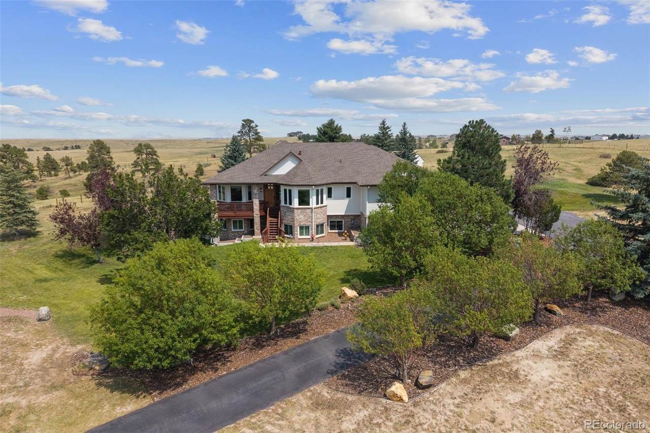 1016 Amanda Pines Drive - Photo 1