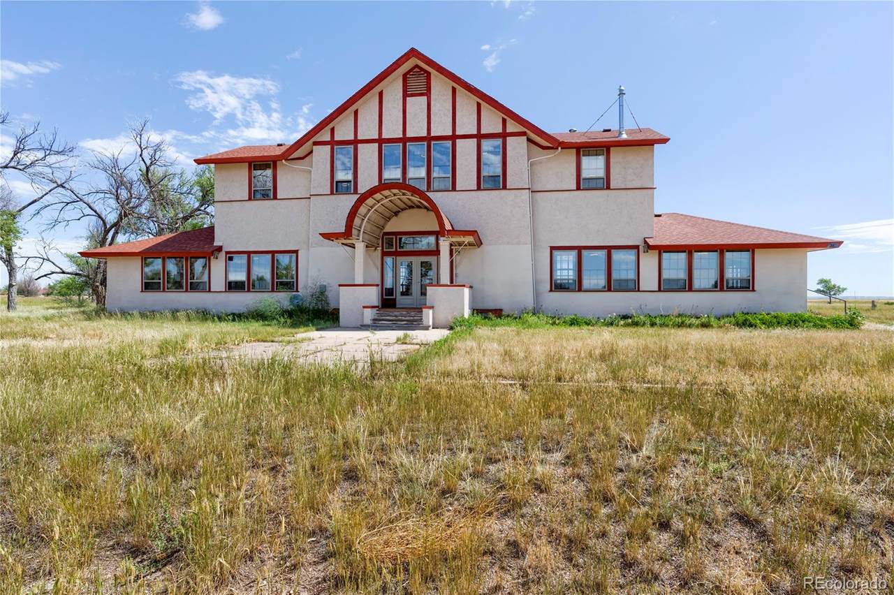 67300 Circle Drive - Photo 1