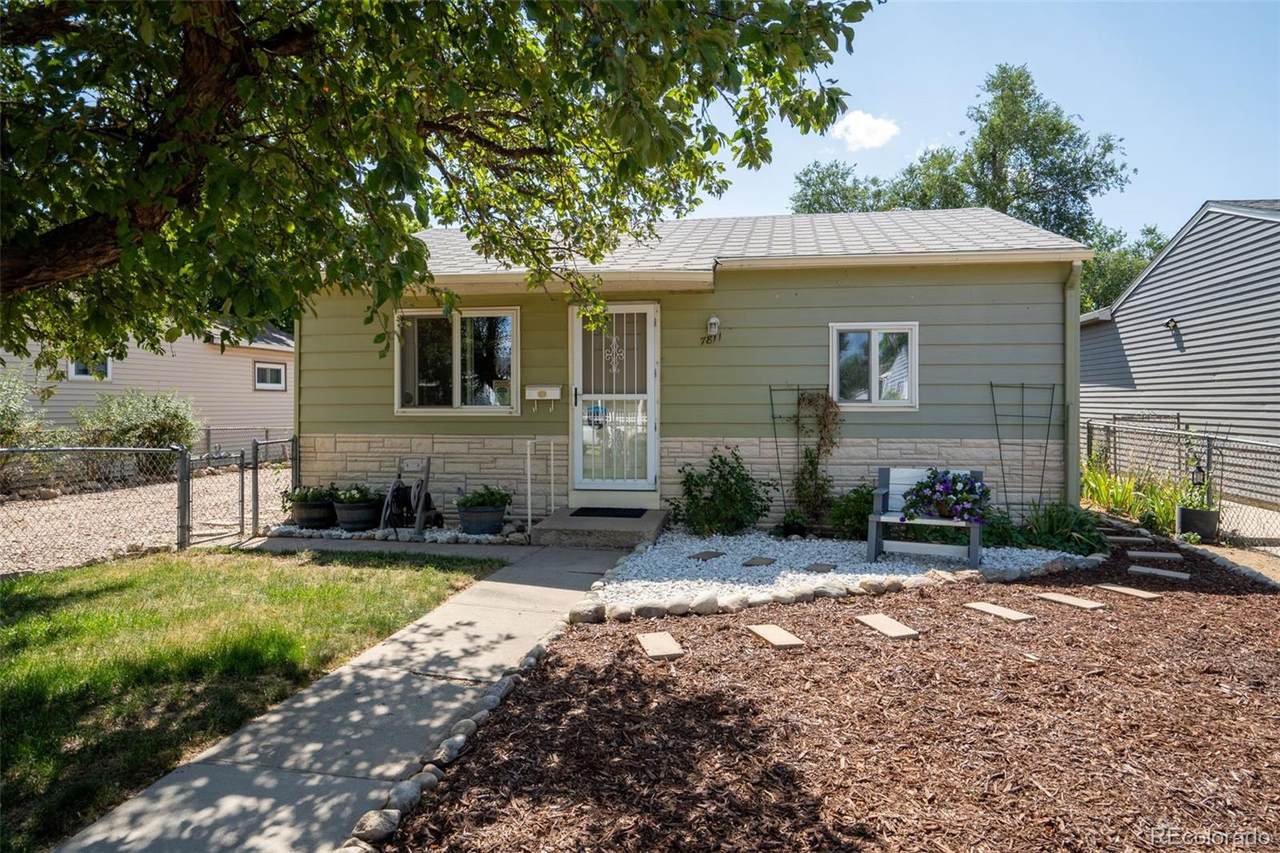 7811 Olive Street - Photo 1