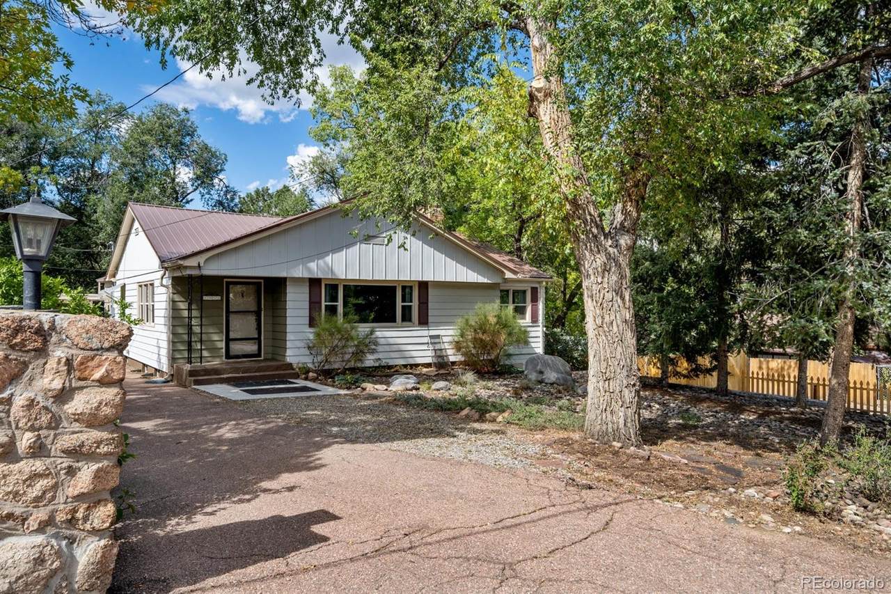 1952 Woodburn Street - Photo 1