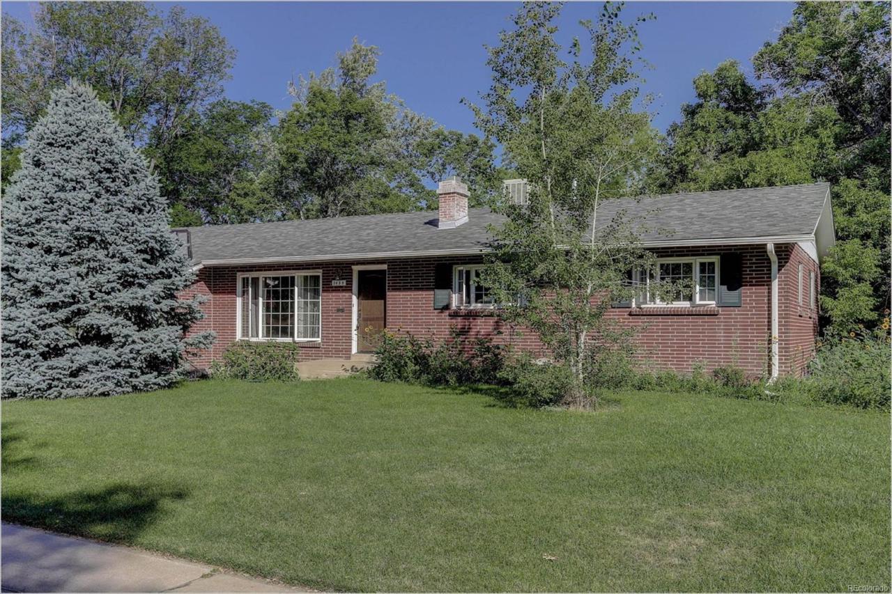 3659 Glencoe Street - Photo 1