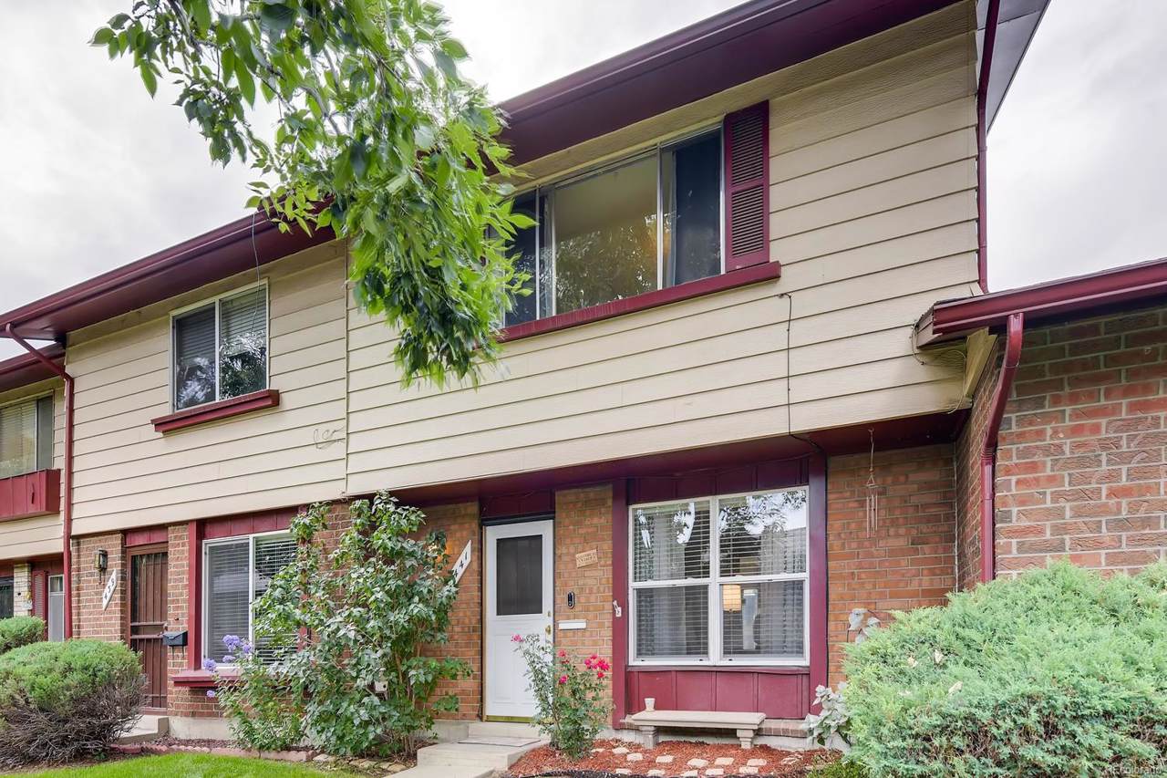 441 Balsam Street - Photo 1