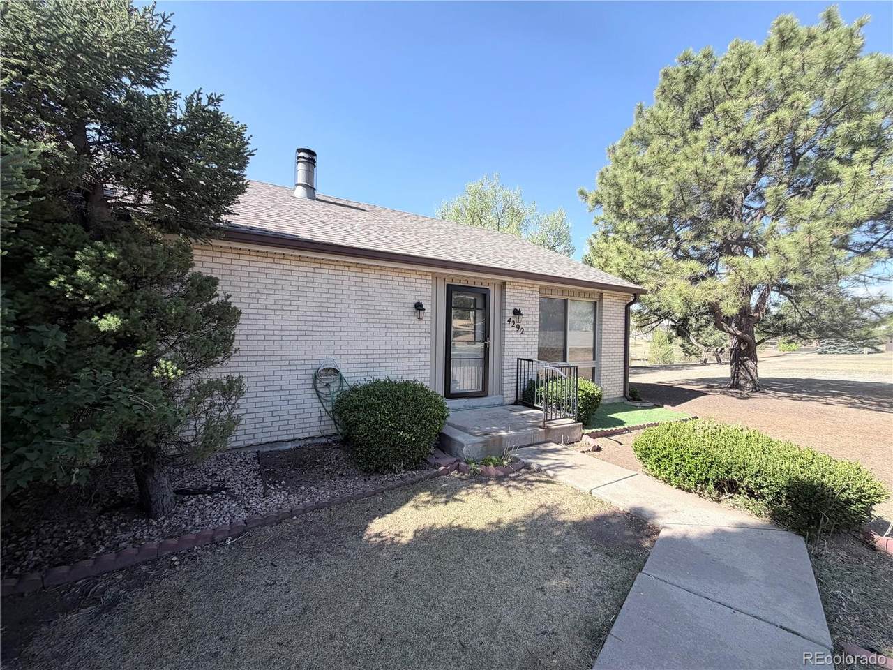 4292 Pondview Drive - Photo 1