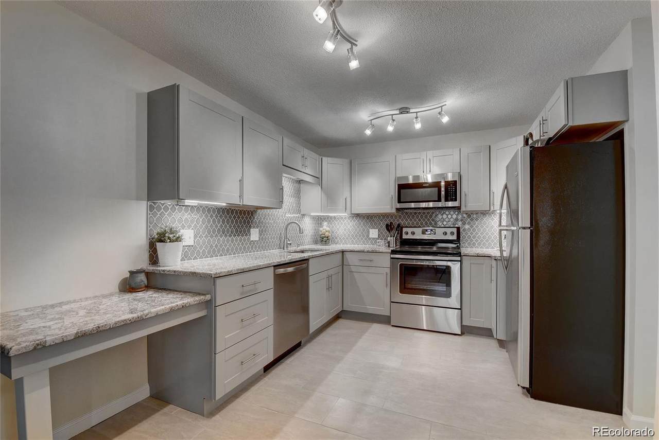 725 Alton Way - Photo 1